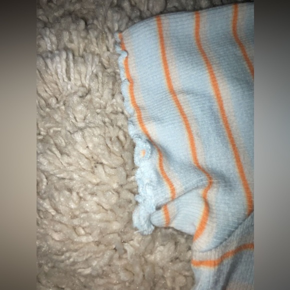 Women’s S, target (wild fable) tight slightly cropped shirt - Picture 2 of 4